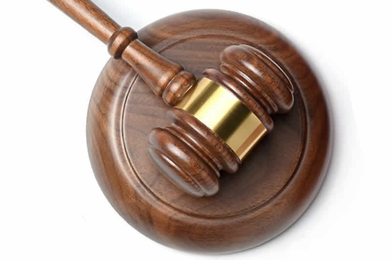 当事人未拥有两个直营店，从事特许经营活动属违法